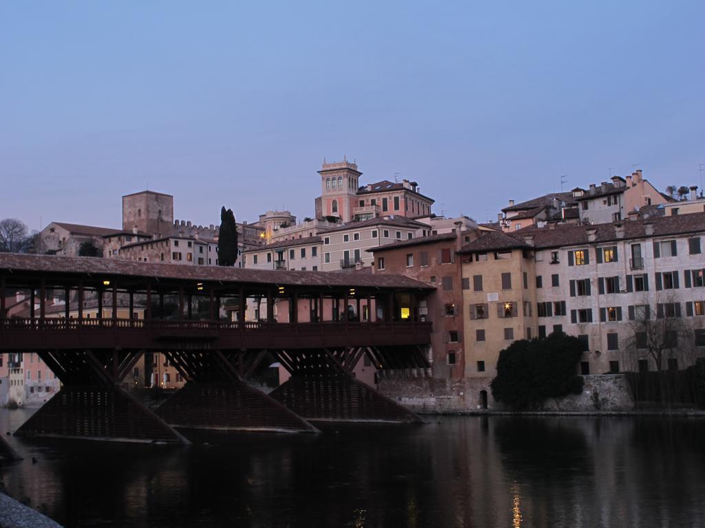 Agriturismo Crocerone Bed & Breakfast Bassano del Grappa Exterior photo